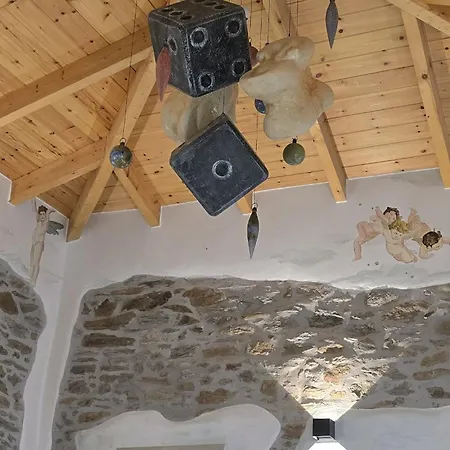 Pensión Tris Ex - Dice Museum *