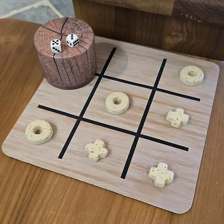 Tris Ex - Dice Museum Pensión Petriaí