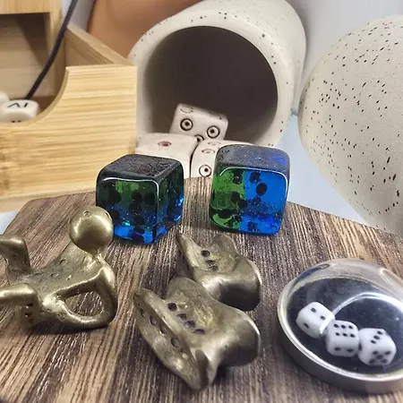Pensión Tris Ex - Dice Museum