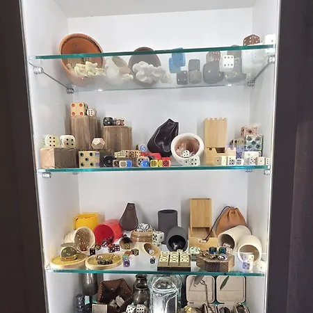 Pensión Tris Ex - Dice Museum